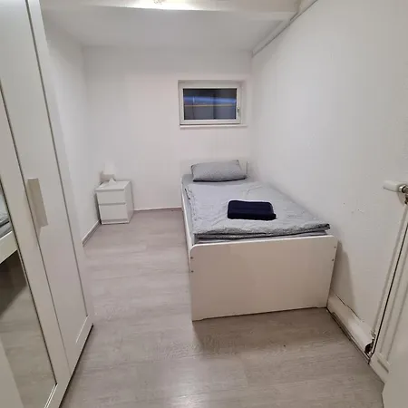 Vs Workers Aparthotel *